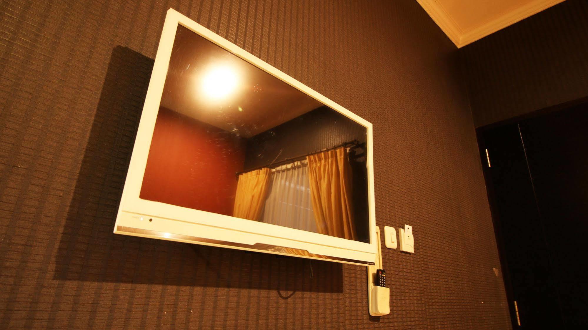 Zen Rooms Grand Hotel Лембанг Екстер'єр фото